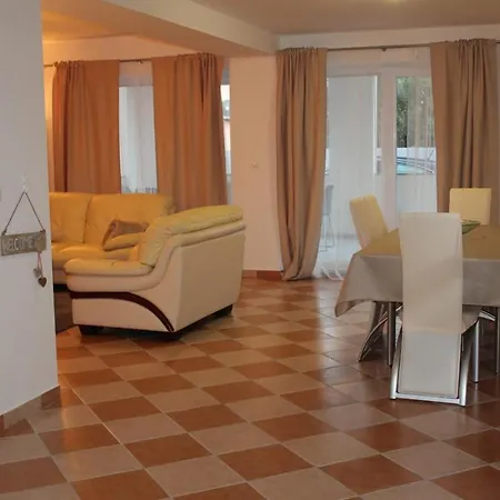 Villa Jela Policnik